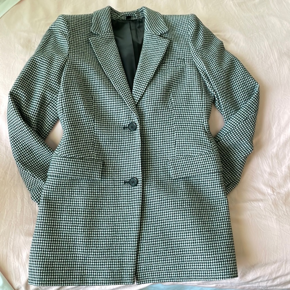 Houndstooth Fitted Blazer